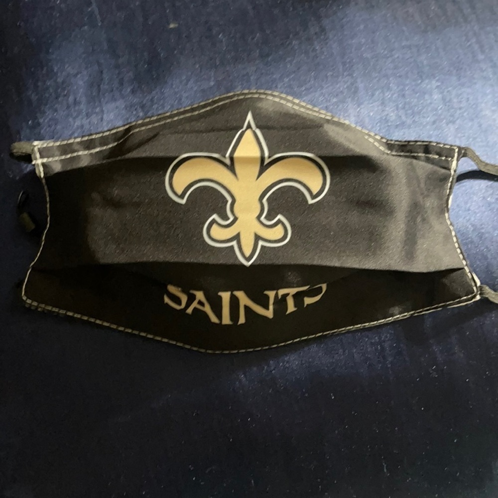New Saints face mask